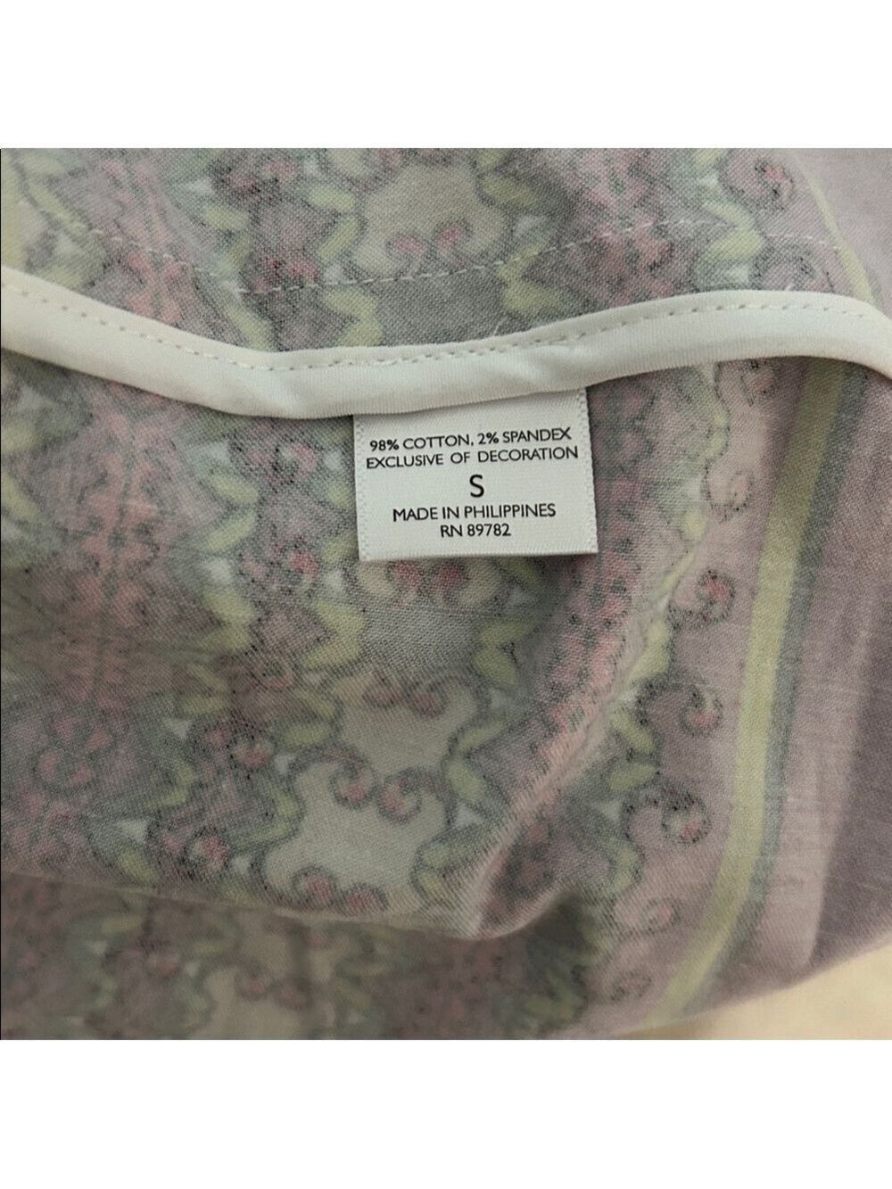 Natori x Disney Alice Through The Looking Glass Kimono - Picture 8 of 9